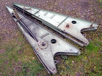 Photo of the trailing edge sections of the mainplanes from F-BGNR