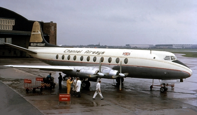 Photo of Channel Airways Viscount G-AMOH c/n 21 August 1965