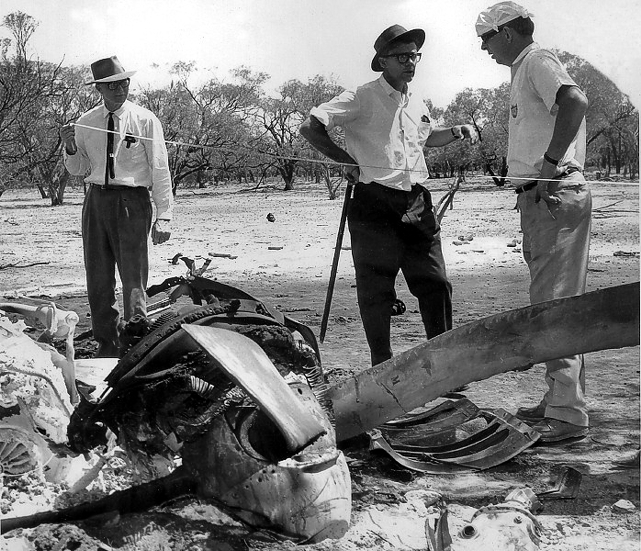 Photo of ANSETT-ANA Viscount VH-RMI c/n 416 September 1966