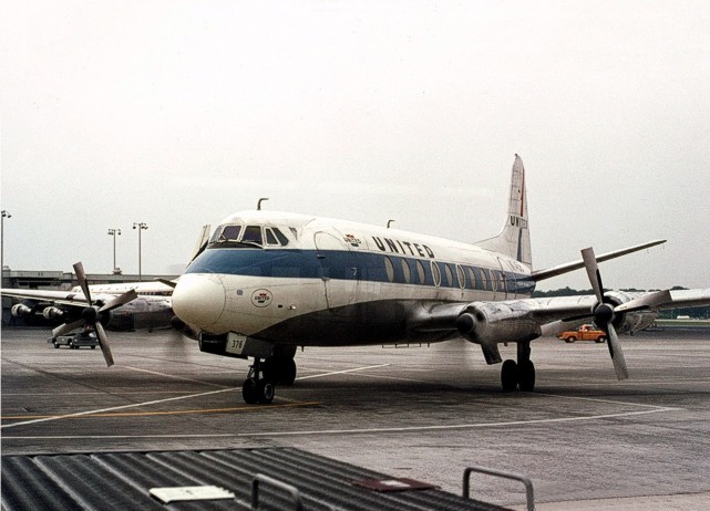 United Air Lines Viscount c/n 213 N7458