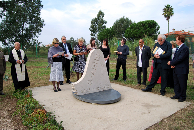G-ANHC memorial unveiled in April 2006