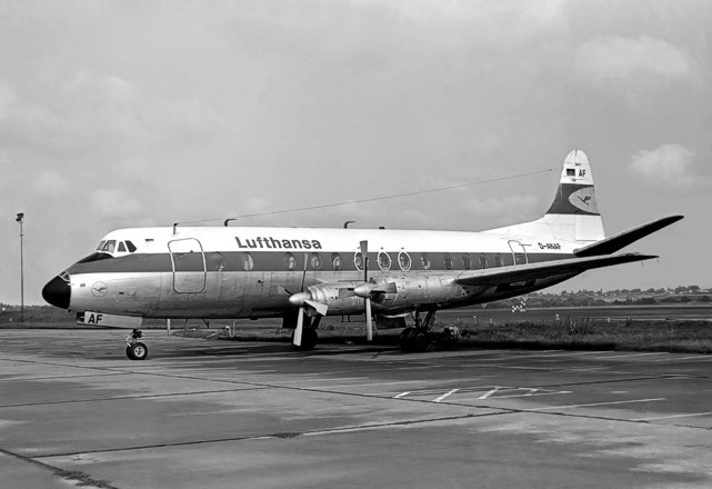 Photo of Deutsche Lufthansa AG Viscount D-ANAF c/n 447 May 1971