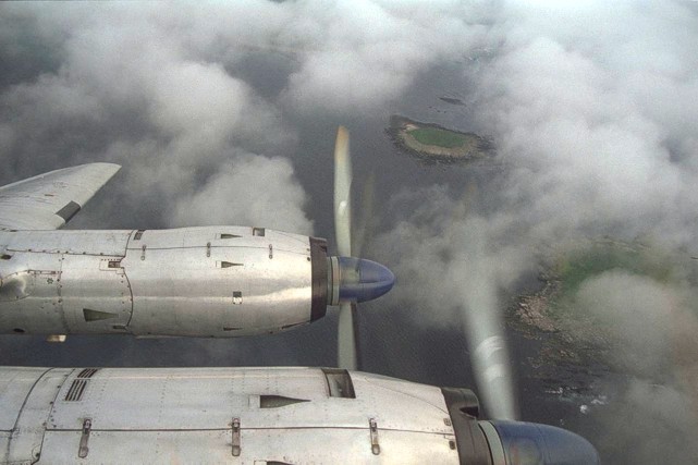 G-CSZB over the Shetland Islands, Scotland