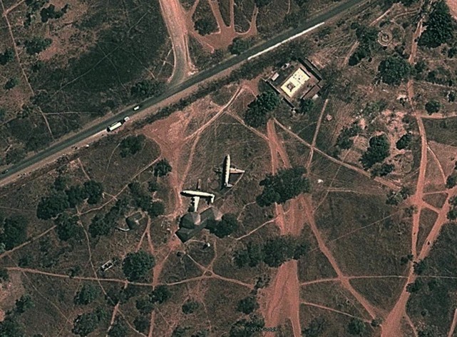 Google Earth view of V.816 Viscount c/n 436 Z-WGB and V.838 Viscount c/n 446 Z-WGC at Chegutu, Zimbabwe