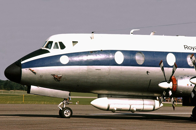 Photo of Royal Aircraft Establishment (RAE) Viscount XT661 c/n 371 June 1981
