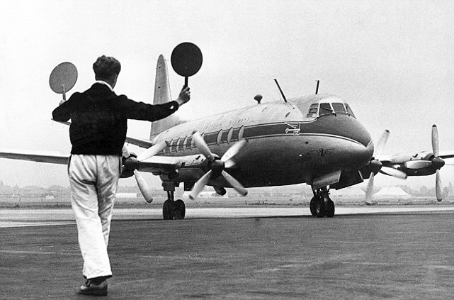 Photo of Vickers-Armstrongs (Aircraft) Ltd Viscount G-AHRF c/n 1 October 1949