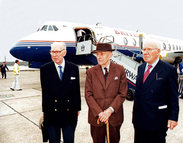 Photo of British World Airlines (BWA) Viscount G-APEY c/n 382