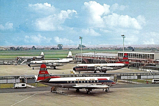 Photo of ANSETT-ANA Viscount VH-BAT c/n 97 December 1962