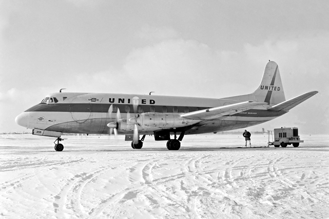 Photo of United Air Lines Viscount N7440