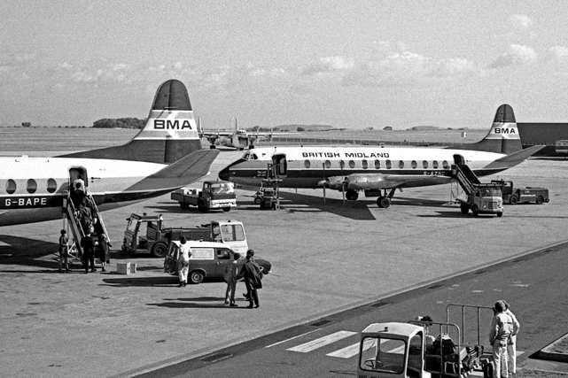 Photo of British Midland Airways (BMA) Viscount G-AZNC c/n 352