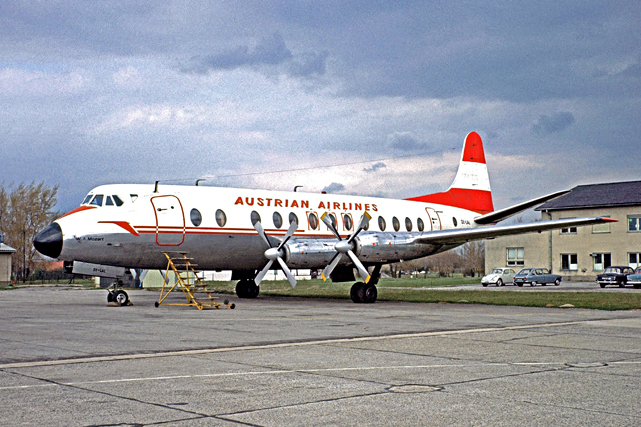 Photo of Austrian Airlines (AUA) Viscount OE-LAL c/n 441 April 1969