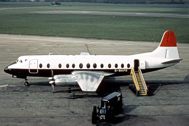 Photo of British Midland Airways (BMA) Viscount G-BAPG c/n 344 April 1977