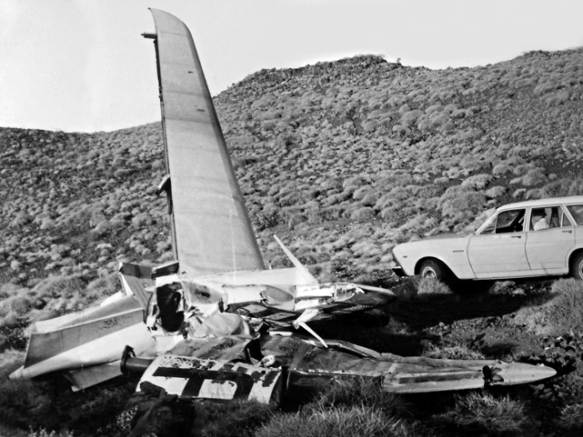 Photo of MacRobertson Miller Airlines (MMA) Viscount VH-RMQ c/n 45 December 1968