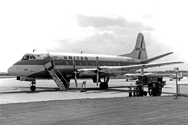 Photo of United Air Lines Viscount N7445 c/n 201 June 1963