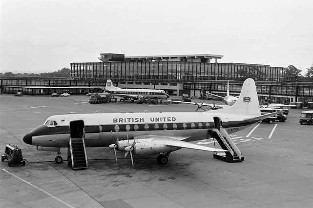 Photo of British United Airways (BUA) Viscount G-APTB c/n 424