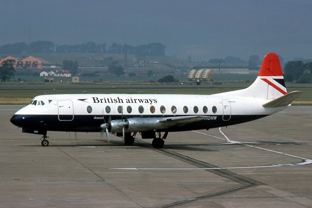 Photo of British Airways (BA) Viscount G-AOHW * c/n 253 August 1975