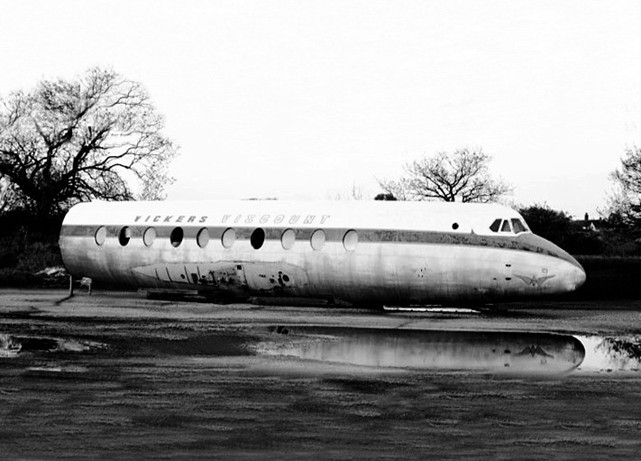 Photo of Ministry of Aviation Firefighting School Viscount G-AMAV c/n 3 December 1963
