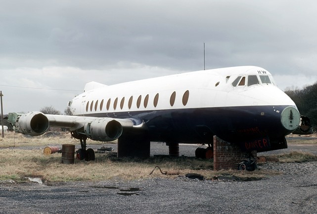 Photo of Newcastle Airport Fire Service Viscount G-AOHW * c/n 253 March 1979