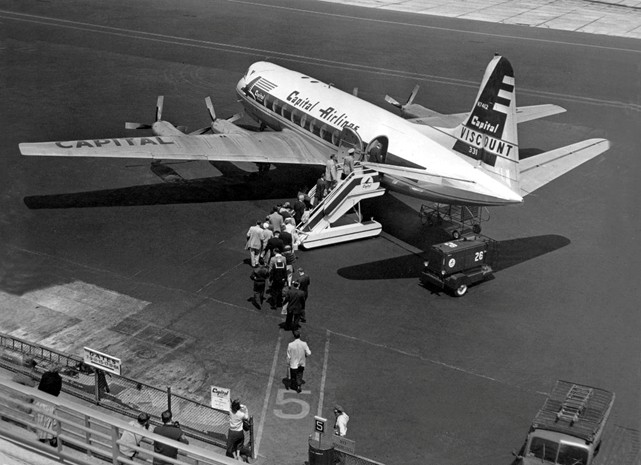Photo of Capital Airlines (USA) Viscount N7412 c/n 110 August 1956