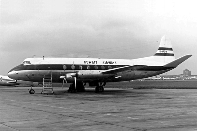 Photo of Kuwait Airways Viscount G-APOW c/n 72 September 1958
