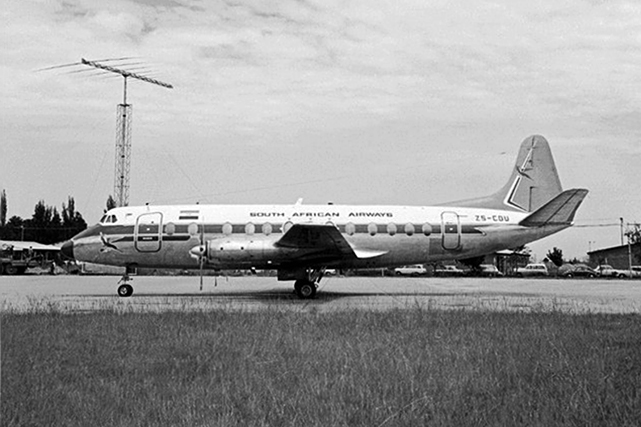 Photo of South African Airways (SAA) Viscount ZS-CDU c/n 347 September 1963