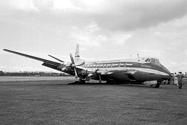 Photo of New Zealand National Airways Corp (NAC) Viscount ZK-BRD c/n 281 November 1958