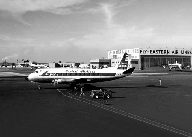 Photo of Capital Airlines (USA) Viscount N7439 c/n 137 June 1959