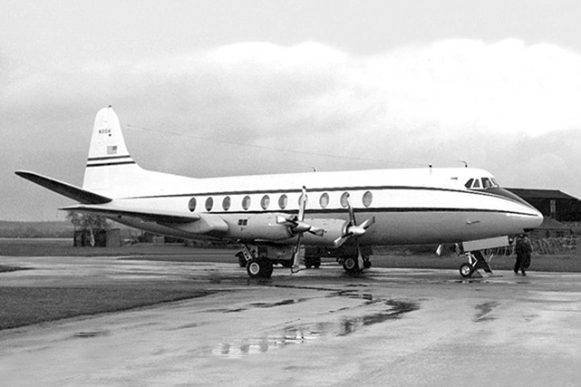 Photo of Standard Oil Company Viscount N306