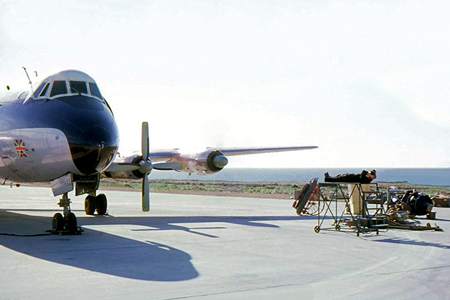 Photo of Viscount G-AOYS c/n 267