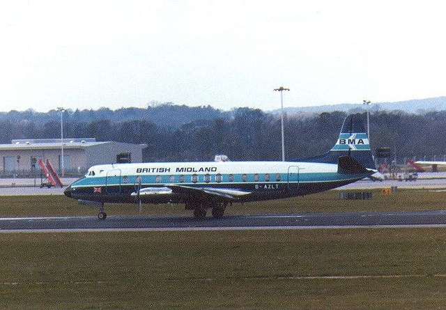 Photo of British Midland Airways (BMA) Viscount G-AZLT c/n 349 April 1977