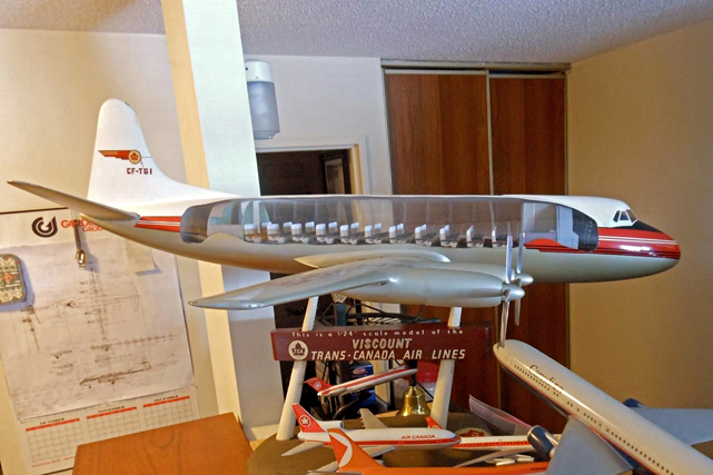 Rare 1:24 scale ‘White Top’ TCA - Trans-Canada Air Lines cutaway Viscount model.