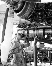Photo of the Rolls-Royce Dart on a TCA - Trans-Canada Airlines Viscount