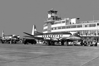 Painted in the Aer Lingus 'green/white top Viscount' livery.