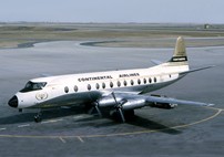 Painted in the Continental Airlines 'Golden Tail' livery.