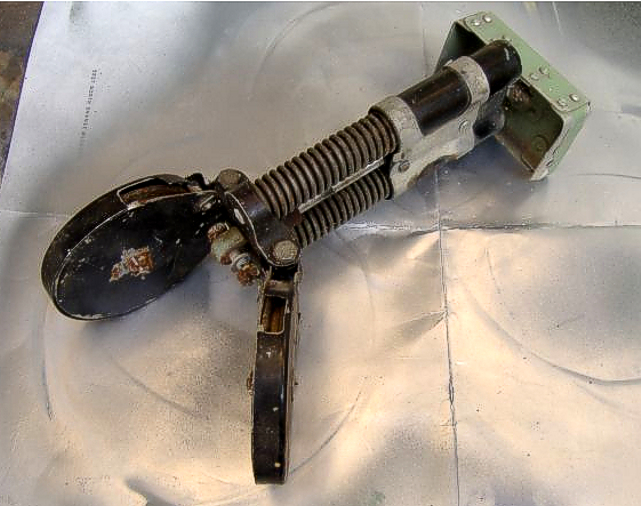 The control cable tensioner as inherited