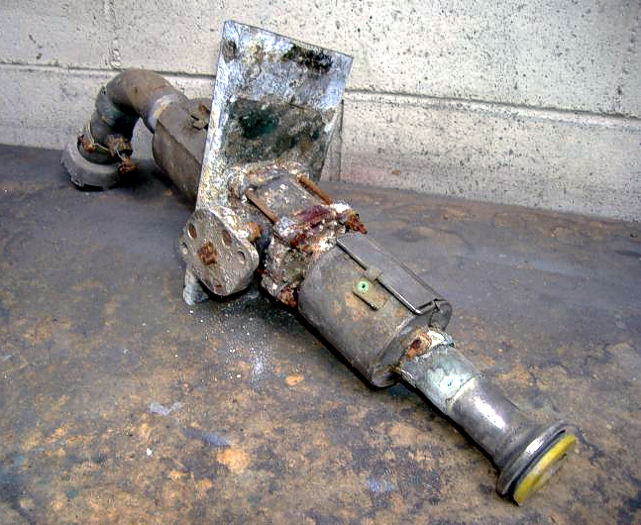 The fuel valve before restoration